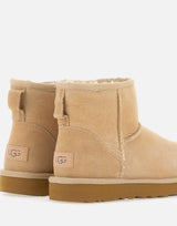 Stivale "W Classic Mini II" in camoscio rovesciato 1016222 SAN UGG