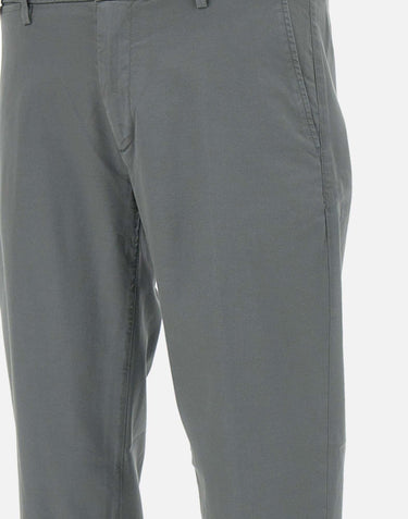 Pantaloni "Mucha Chinos" P249JM 22775403 RE-HASH