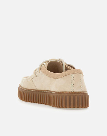 Stringata "Torhill Lo" in camoscio 180906 ECRU CLARKS