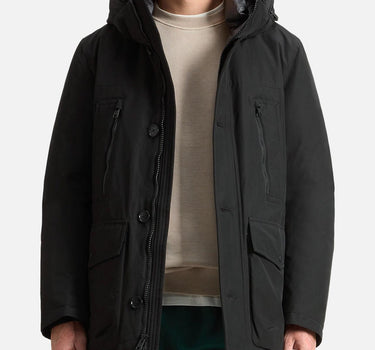 "Ramar Arctic Parka" CFWOOU0866 MRUT0001BLK WOOLRICH