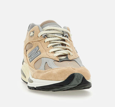 Sneakers "Made in uk u991v2" U991BE2 BEIGE NEW BALANCE