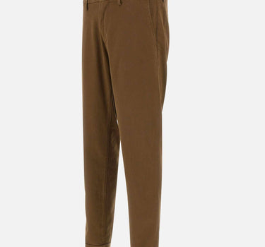 Pantaloni "Mucha chinos" P249JM 24174604 RE-HASH