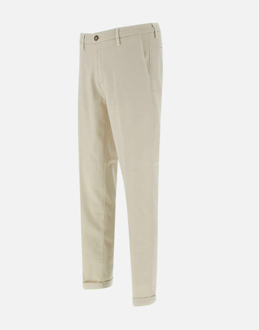 Pantaloni "Mucha chinos" P249JM 24170104 RE-HASH