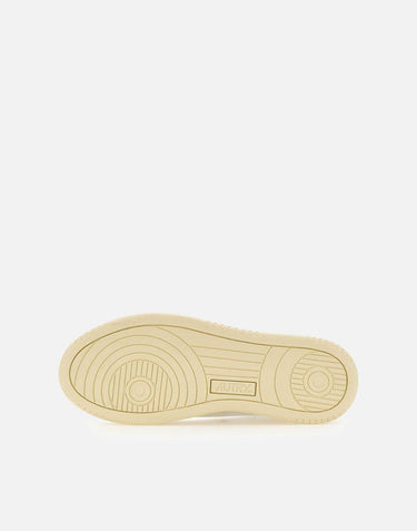 Sneakers "Medalist Low" in pelle AULW TA01 AUTRY