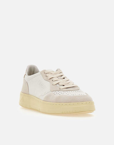 Sneakers "Medalist Low" in camoscio AULW NU01 AUTRY