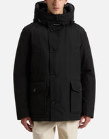 Parka "Arctic Anorak" CFWOOU0771 MRUT0001BLK WOOLRICH