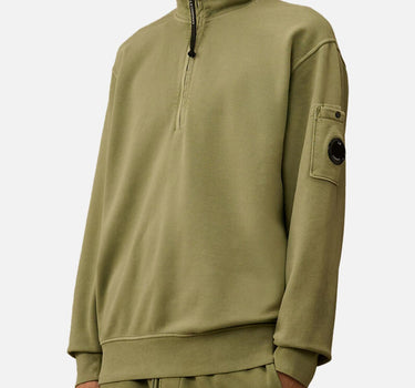 "Brushed and Emerized Diagonal Fleece Half Zip Sweatshirt" 19CMSS142A 006372R612 C.P. COMPANY