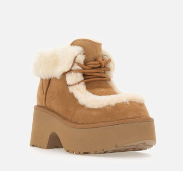 Stivali "Classic Esmee Lace Up" 1171532 CHE UGG