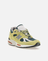 Sneakers "Made in uk991v2" U991GT2 GREEN NEW BALANCE