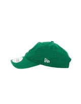 ANOTHER CHANCE Cappello con spilla gioiello GREEN Donna 