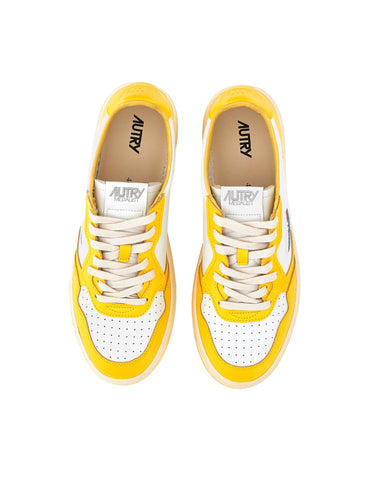 AUTRY Sneakers "Medalist Low" MULTICOLOR Uomo 
