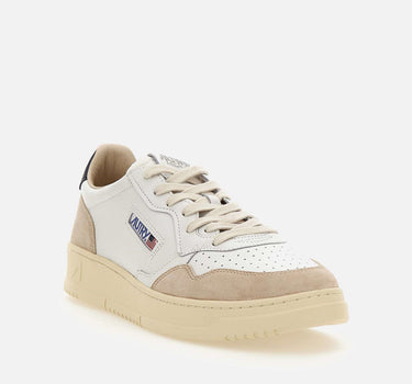Sneakers "Medialist Low" in pelle AULM LS28 AUTRY 