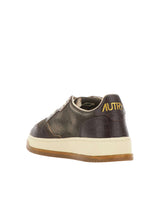 AUTRY Sneakers "Medalist Low" BROWN Donna 