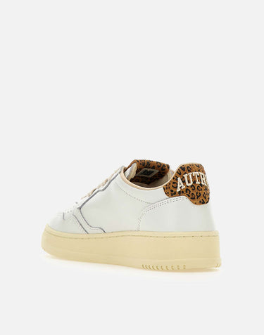 Sneakers "Medalist Low" AULW HJ02 AUTRY 