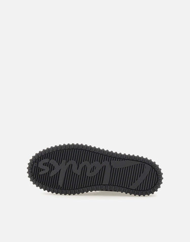 CLARKS Stringata "Torhill Lo" in camoscio BLACK Uomo 