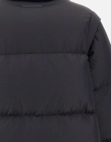 Piumino in nylon con maniche staccabili S52AM0370 M36018900 MM6 MAISON MARGIELA 