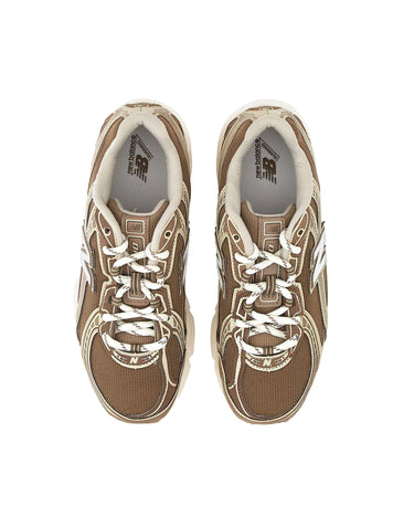 NEW BALANCE Sneakers "740" BROWN Unisex 