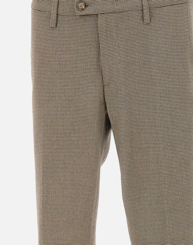Pantaloni "Mucha10" P24910LN 7F250F003 RE-HASH 
