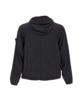 STONE ISLAND Giacca con cappuccio e finitura antigoccia BLACK Uomo 