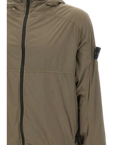 STONE ISLAND Giacca con cappuccio e finitura antigoccia GREEN Uomo 