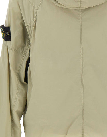 STONE ISLAND Giacca con cappuccio e finitura antigoccia GREEN Uomo 