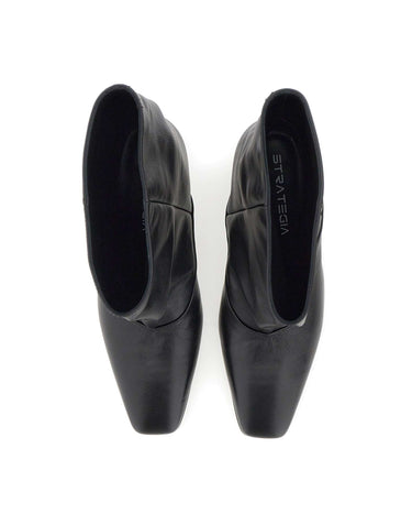 STRATEGIA Stivaletti in pelle BLACK Donna 