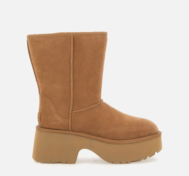 UGG "Classic Short New Heights" stivali BROWN Donna 
