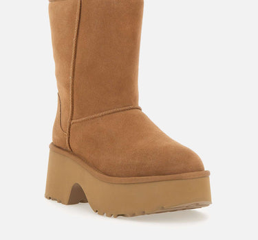UGG "Classic Short New Heights" stivali BROWN Donna 