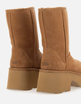 UGG "Classic Short New Heights" stivali BROWN Donna 