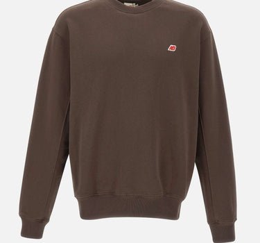 "Made in USA Core Crewneck Sweatshirt" MT43541RHE EARTH NEW BALANCE 