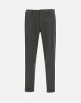 Pantaloni "Mucha chinos" P249JM 24175402 RE-HASH 