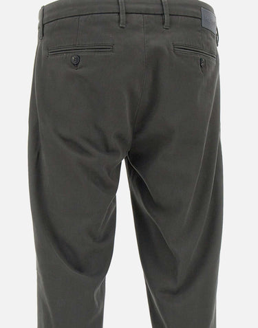Pantaloni "Mucha chinos" P249JM 24175402 RE-HASH 