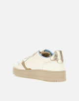 Sneakers "Medalist Low" AULW NE15 AUTRY 