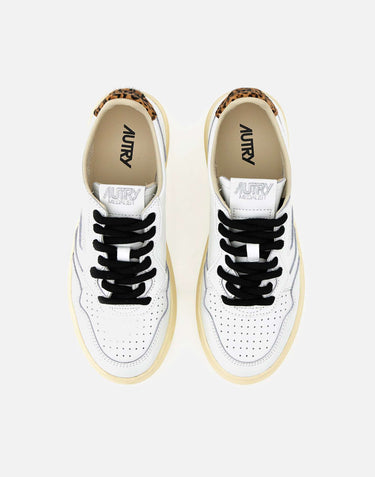 Sneakers "Medalist Low" AULW OC01 AUTRY 