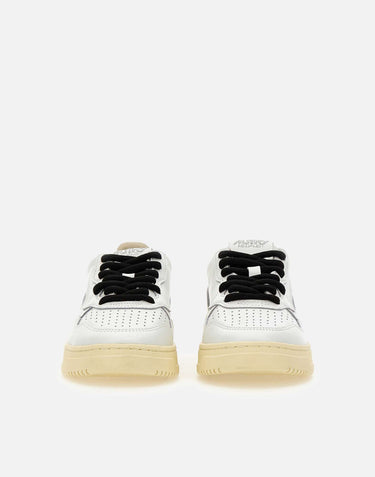 Sneakers "Medalist Low" AULW OC01 AUTRY 
