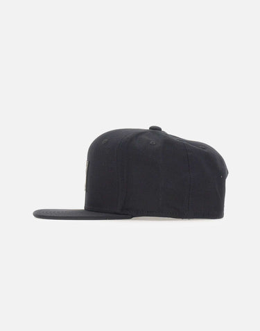 Cappello "Logo" I023099 89XX CARHARTT WIP 