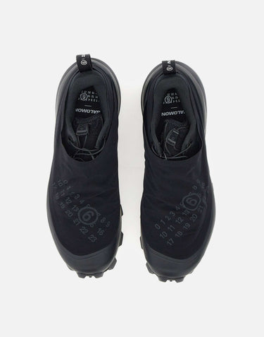MM6 MAISON MARGIELA MM6 Maison Margiela x Salomon Cross Dust Limited Edition BLACK Donna 