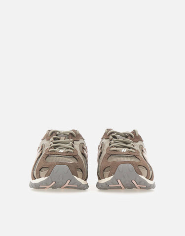 NEW BALANCE Sneakers "204L" BROWN Unisex 