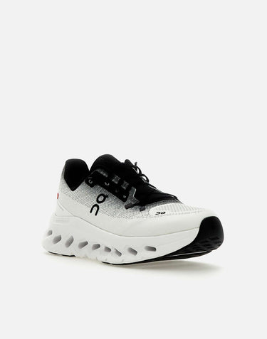 Sneakers "Cloudtilt" 3WE1005 1430 ON 