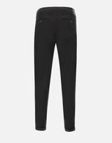RE-HASH Pantaloni "Mucha Chinos" in  cotone BLACK Uomo 
