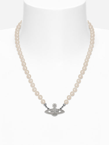 "Mini Bas Relief Pearl Necklace" 63010100 02P104 VIVIENNE WESTWOOD 