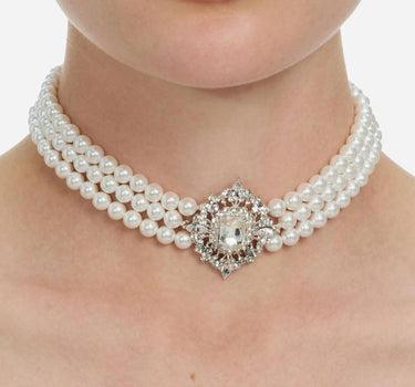 "Crystal Pearl Choker" 623NP PEARL SELF-PORTRAIT 