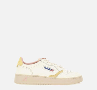 Sneakers "Medalist Low" AULW NE14 AUTRY 