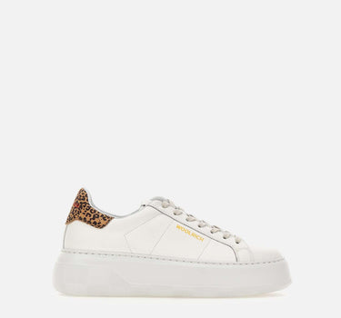 Sneakers "Chunky Court" WFW252500 A20C6 WOOLRICH 