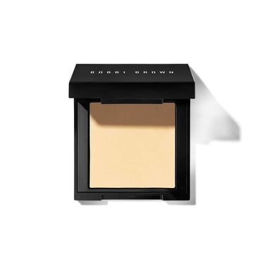 "Sheer Finish Pressed Powder Pale Yellow n.1" 4.6gr EX18010000 4.6GM BOBBI BROWN 