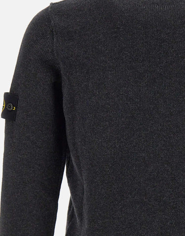 Maglione in lana rasata 5100072S00A3 V0M65 STONE ISLAND 