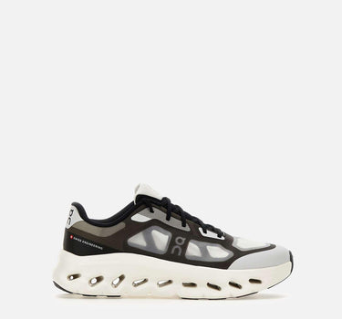Sneakers "Cloudtilt Remix" 3MG1027 1430 ON 