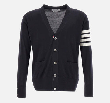"Classic V-Neck Cardigan In Fine Merino Wool" MKC002A Y1014415 THOM BROWNE 