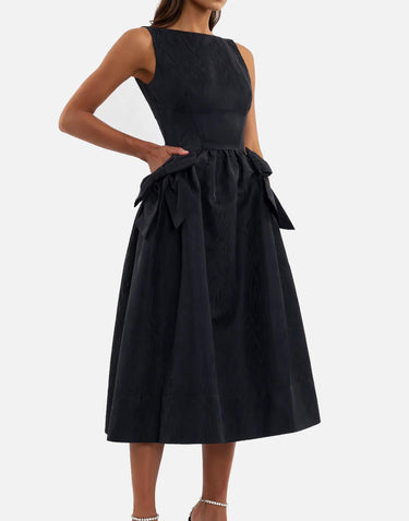 "Narcissa" 25041309 BLACK REBECCA VALLANCE 