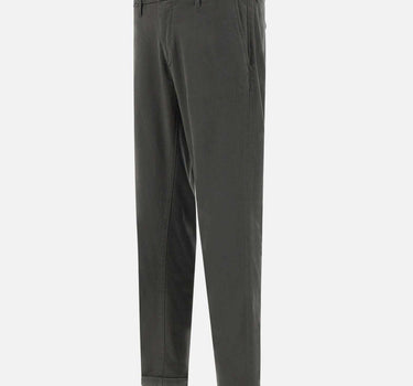 Pantaloni "Mucha chinos" P249JM 24175402 RE-HASH 